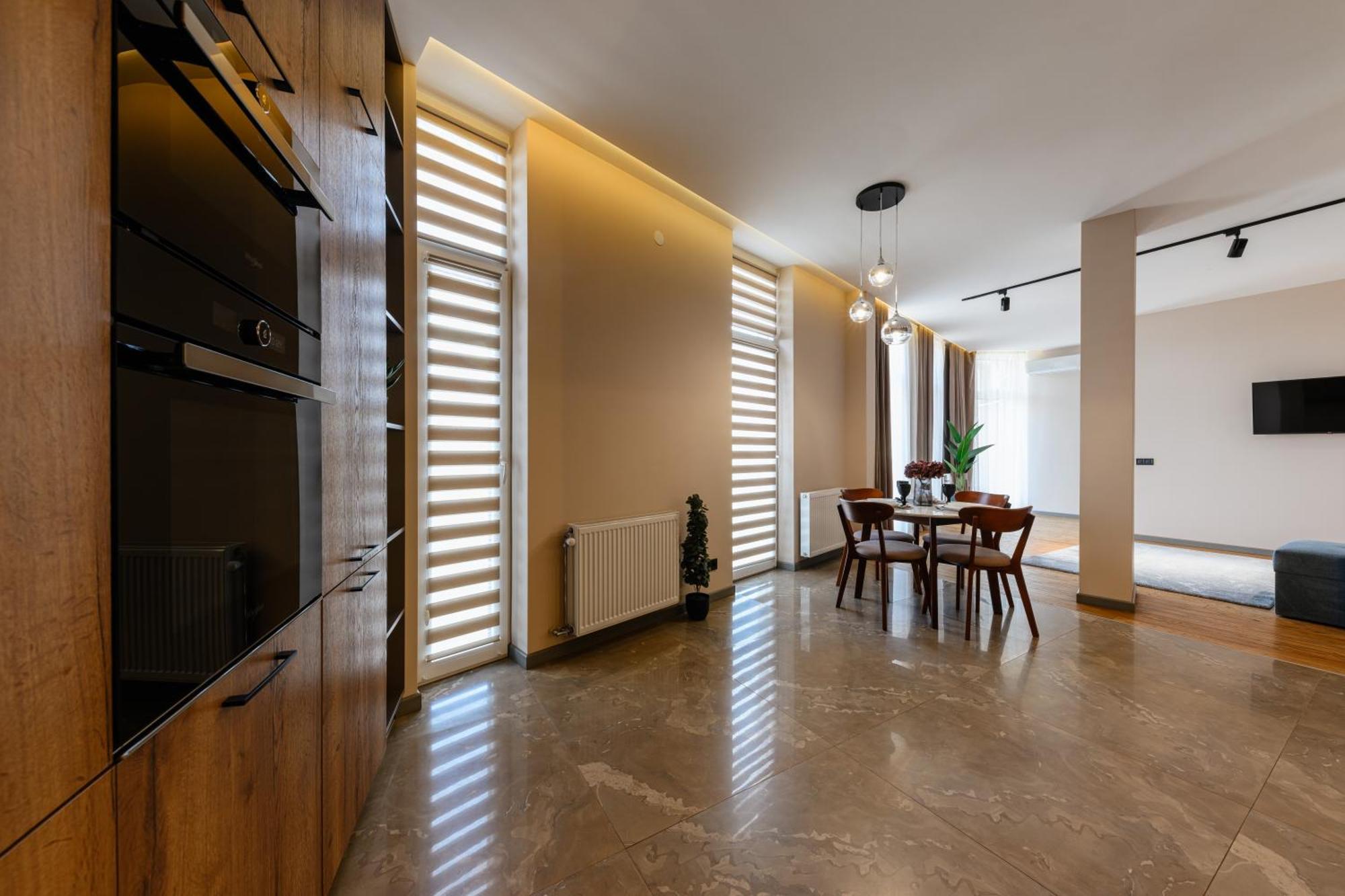 Luxury Apartments Smart House Uzhhorod Exterior photo