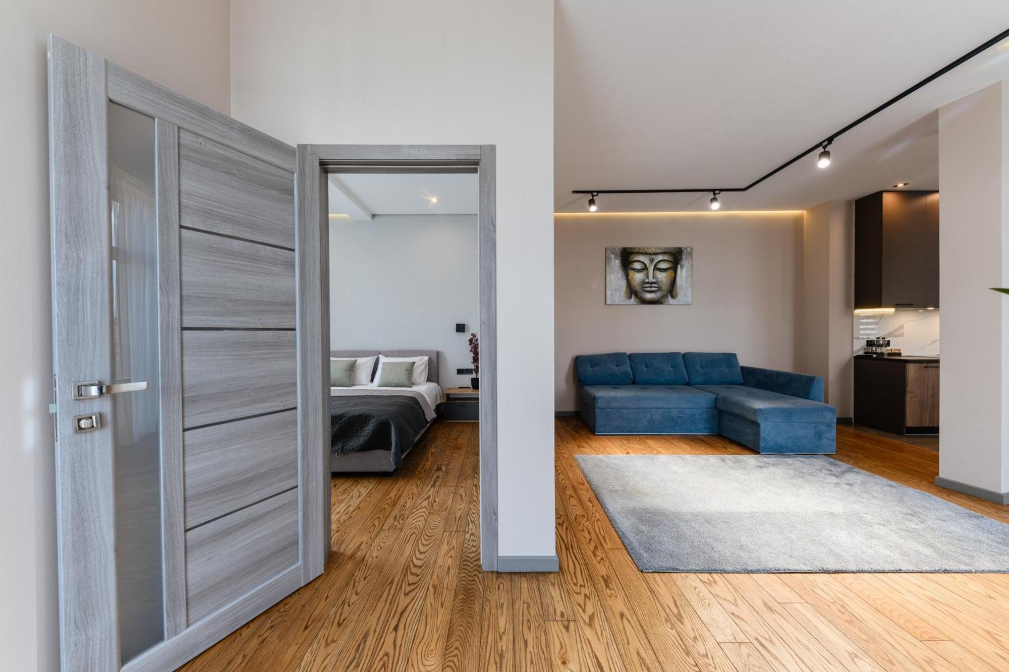 Luxury Apartments Smart House Uzhhorod Exterior photo