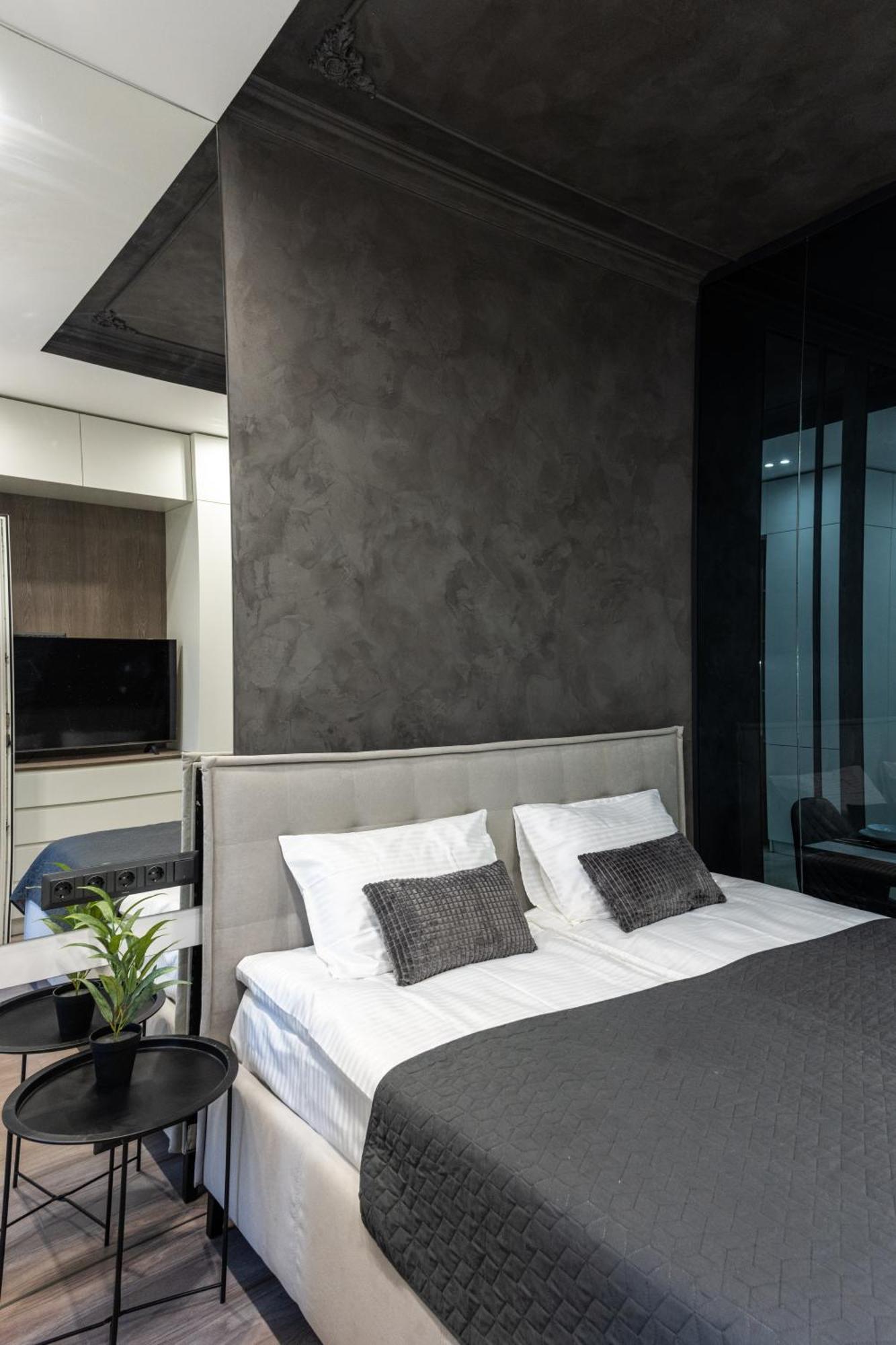 Luxury Apartments Smart House Uzhhorod Exterior photo